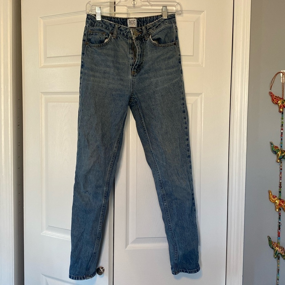 Women’s BDG Mom jeans sz W 26 L 32